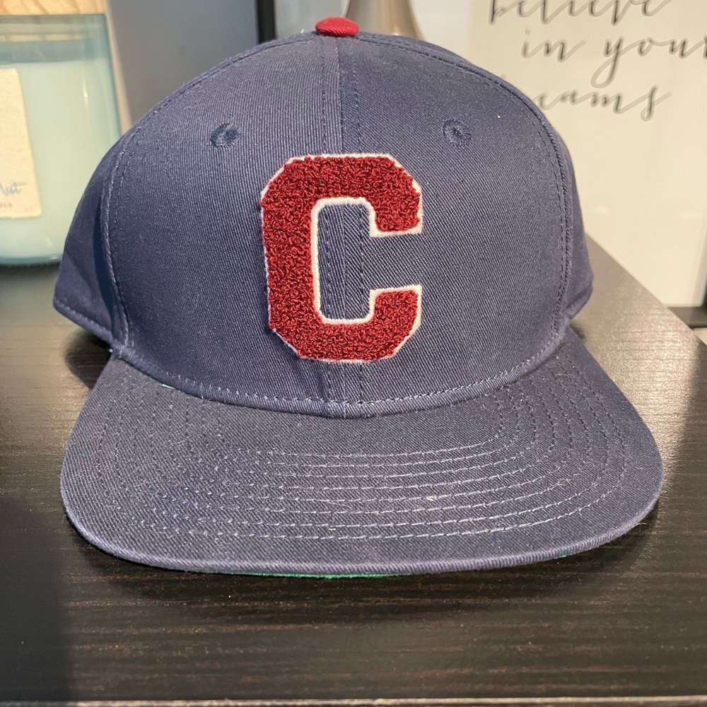 Converse hat nwt